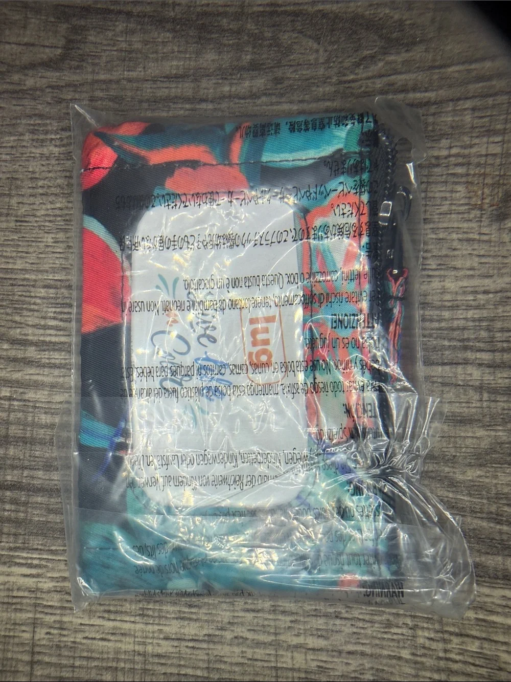 Lug Metro ID Pouch Sealed NWT – Resort Tropics – Clear ID Window Tip/Coin Pouch
